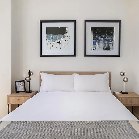 Whome Alfama 2-bed Minimalist Retreat For Digital Nomads & Remote Workers דירה