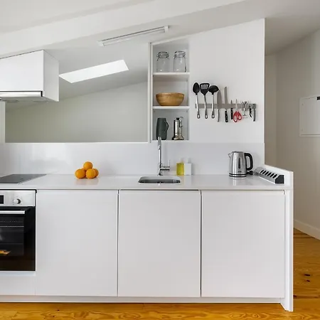 Whome Alfama 2-bed Minimalist Retreat For Digital Nomads & Remote Workers Appartement