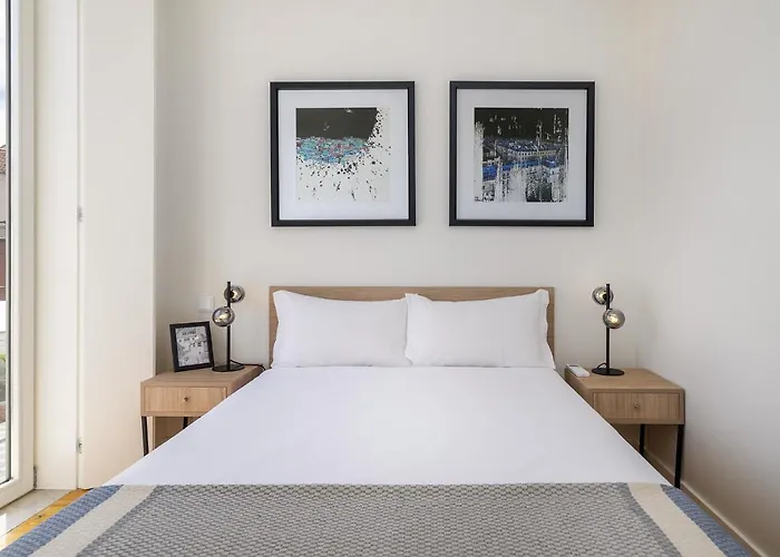 Whome Alfama 2-bed Minimalist Retreat For Digital Nomads & Remote Workers 아파트
