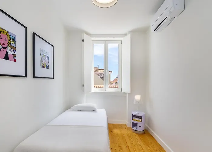 Whome Alfama 2-bed Minimalist Retreat For Digital Nomads & Remote Workers 리스본